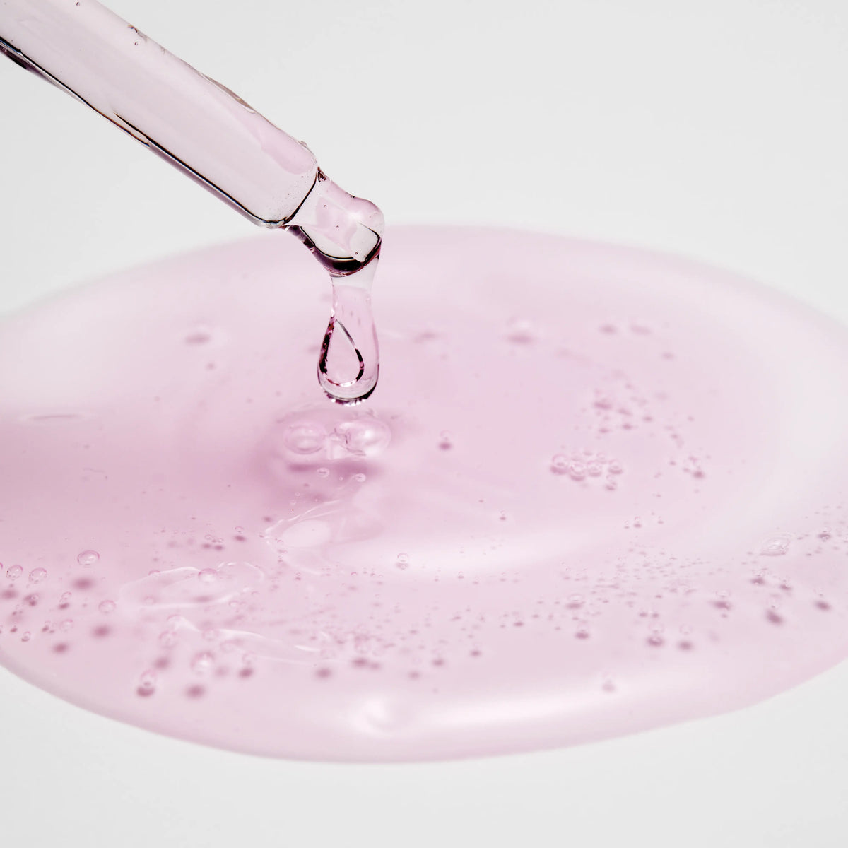Rovectin Cica Care Clearing Ampoule dropper with serum close-up