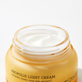 Full Fit Propolis Light Cream